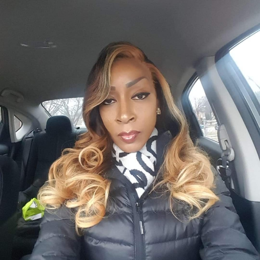 Meet your Posher, Yolanda